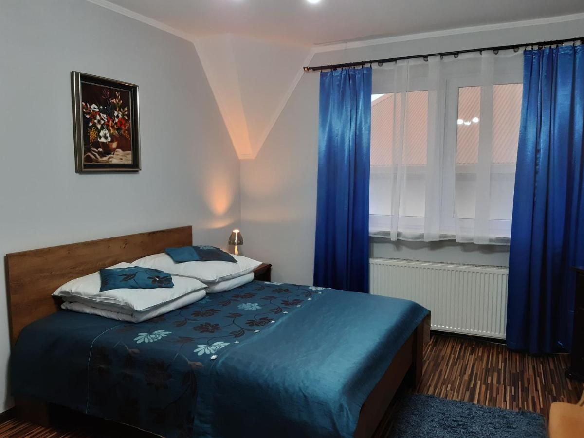 Fantazja - Restauracja I Noclegi Radom Kültér fotó