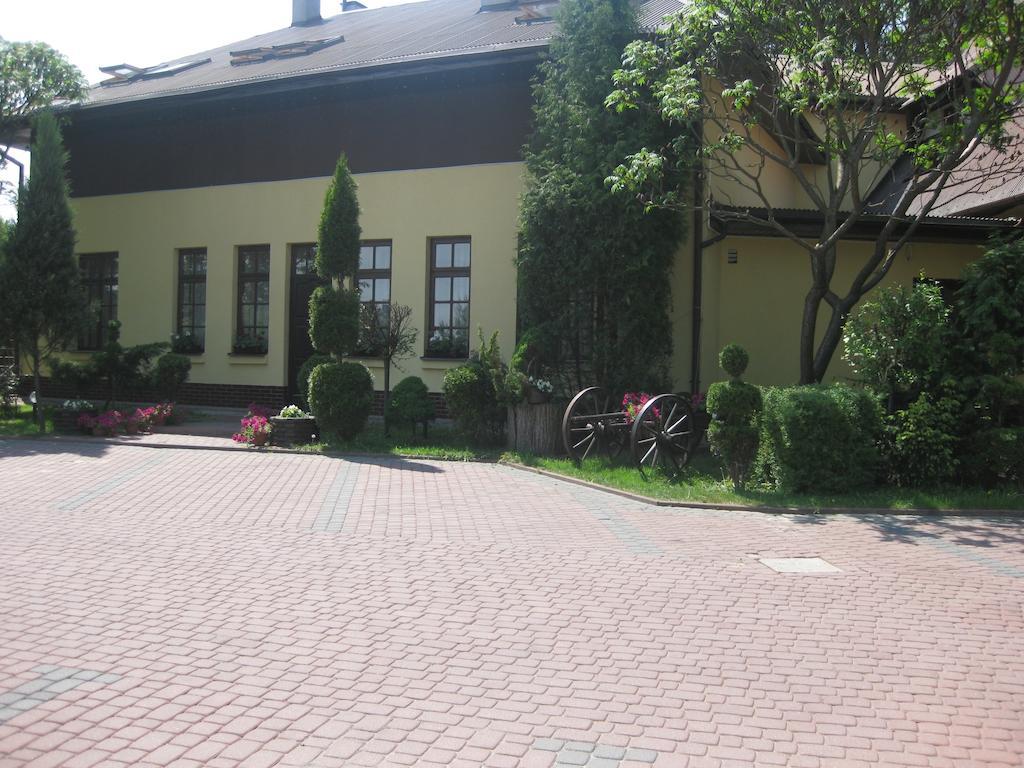 Fantazja - Restauracja I Noclegi Radom Kültér fotó